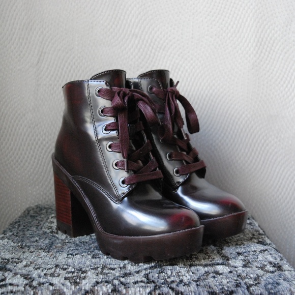 Aldo Shoes - Aldo • Shiny High Gloss Lace Up Heeled Boot